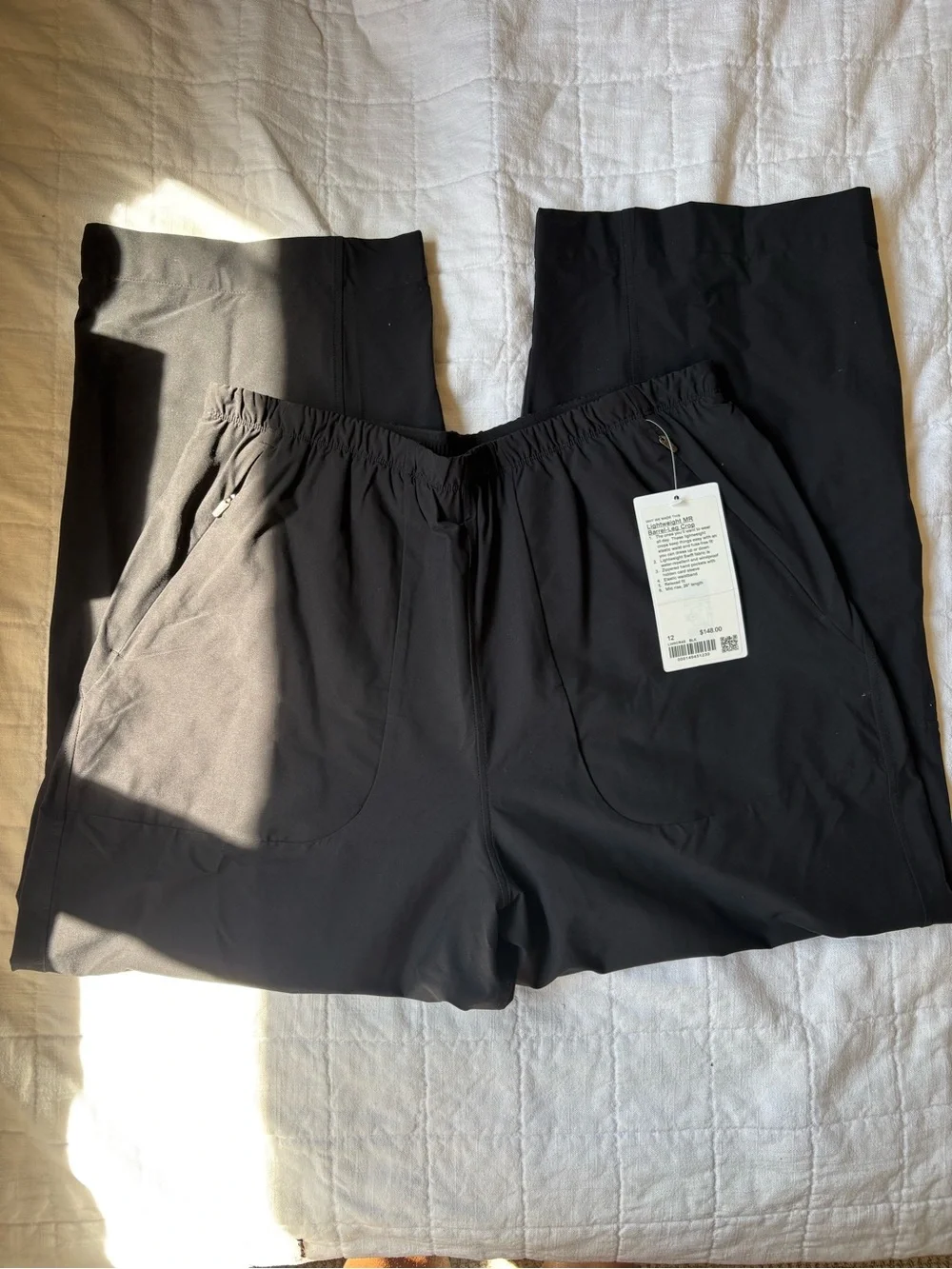 NWT Lululemon Lightweight MR Barrel Leg Cropped Black Pants Women’s 12